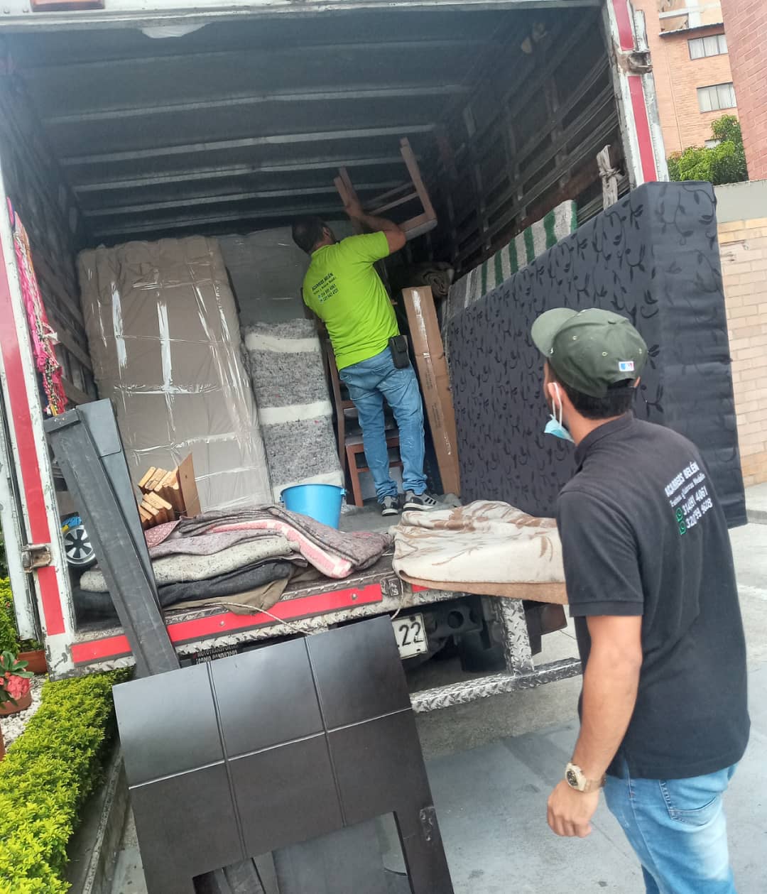 Trasteos y Acarreos Belen