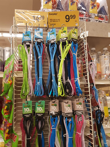 Grocery Store «Vons», reviews and photos, 3233 Foothill Blvd, La Crescenta, CA 91214, USA