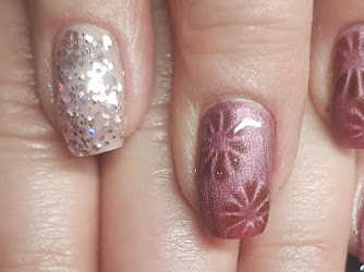 Fantasy nails