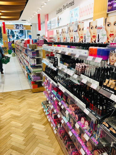Reviews of Beauty Base in London - Cosmetics store