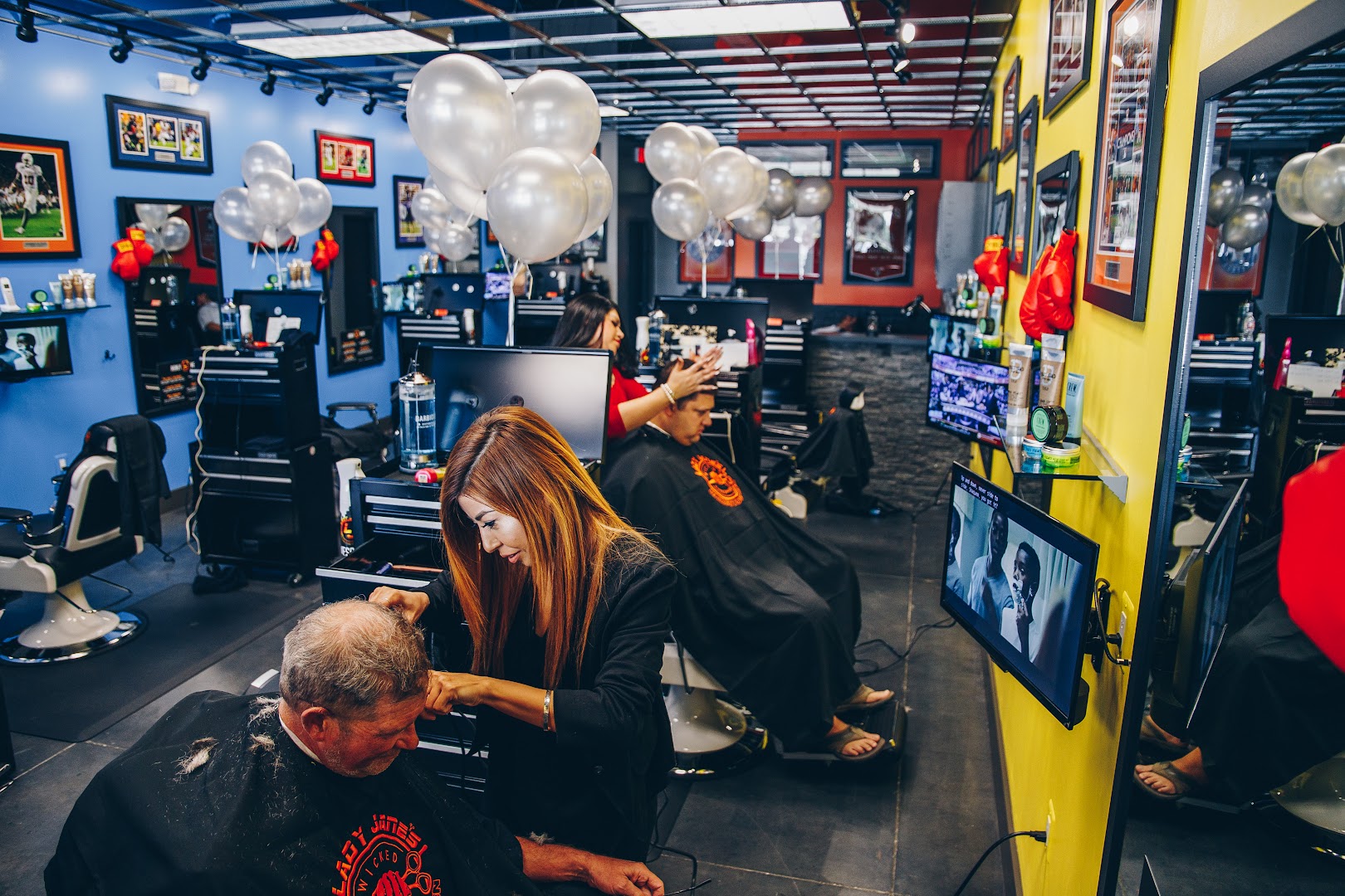 Lady Jane's Haircuts for Men (Eureka Rd - Just East of I-75)