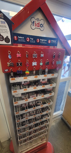 Pet Supply Store «Petco Animal Supplies», reviews and photos, 438 Southbridge St, Auburn, MA 01501, USA