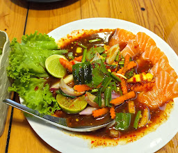 ตำแม่ใหญ่ by factory beer garden photo