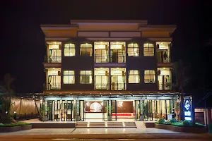 โรงแรมชลาลัย กระบี่ CHALALAI HOTEL KRABI image