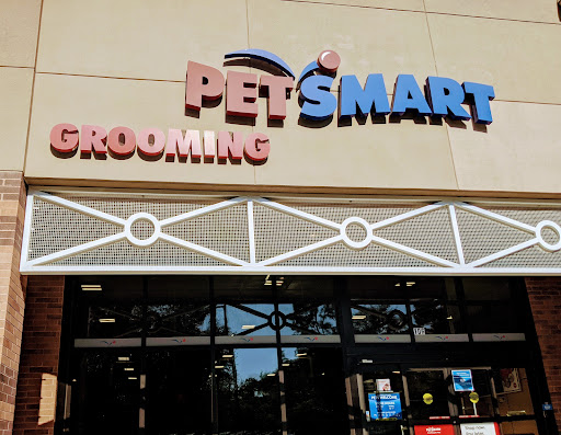 Pet Supply Store «PetSmart», reviews and photos, 30 Malphrus Rd, Bluffton, SC 29910, USA