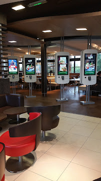Atmosphère du Restauration rapide McDonald's à Les Clayes-sous-Bois - n°9