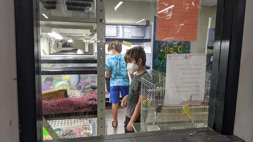 Pet Supply Store «Pickering Valley Feed & Farm Store», reviews and photos, 305 Gordon Dr, Exton, PA 19341, USA