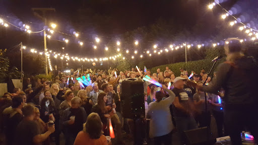 Grocery Store «Indianola Country Store & Deli», reviews and photos, 9175 NE Shore Dr, Indianola, WA 98342, USA