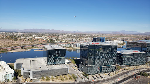 Business Center «State Farm Operations Bldg #2», reviews and photos