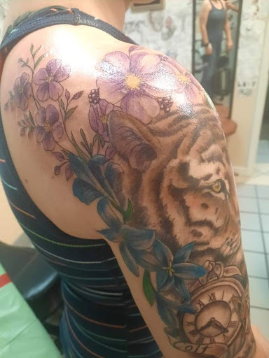 Tattoo Shop «Maddtatter», reviews and photos, 10073 Holtville Rd, Deatsville, AL 36022, USA