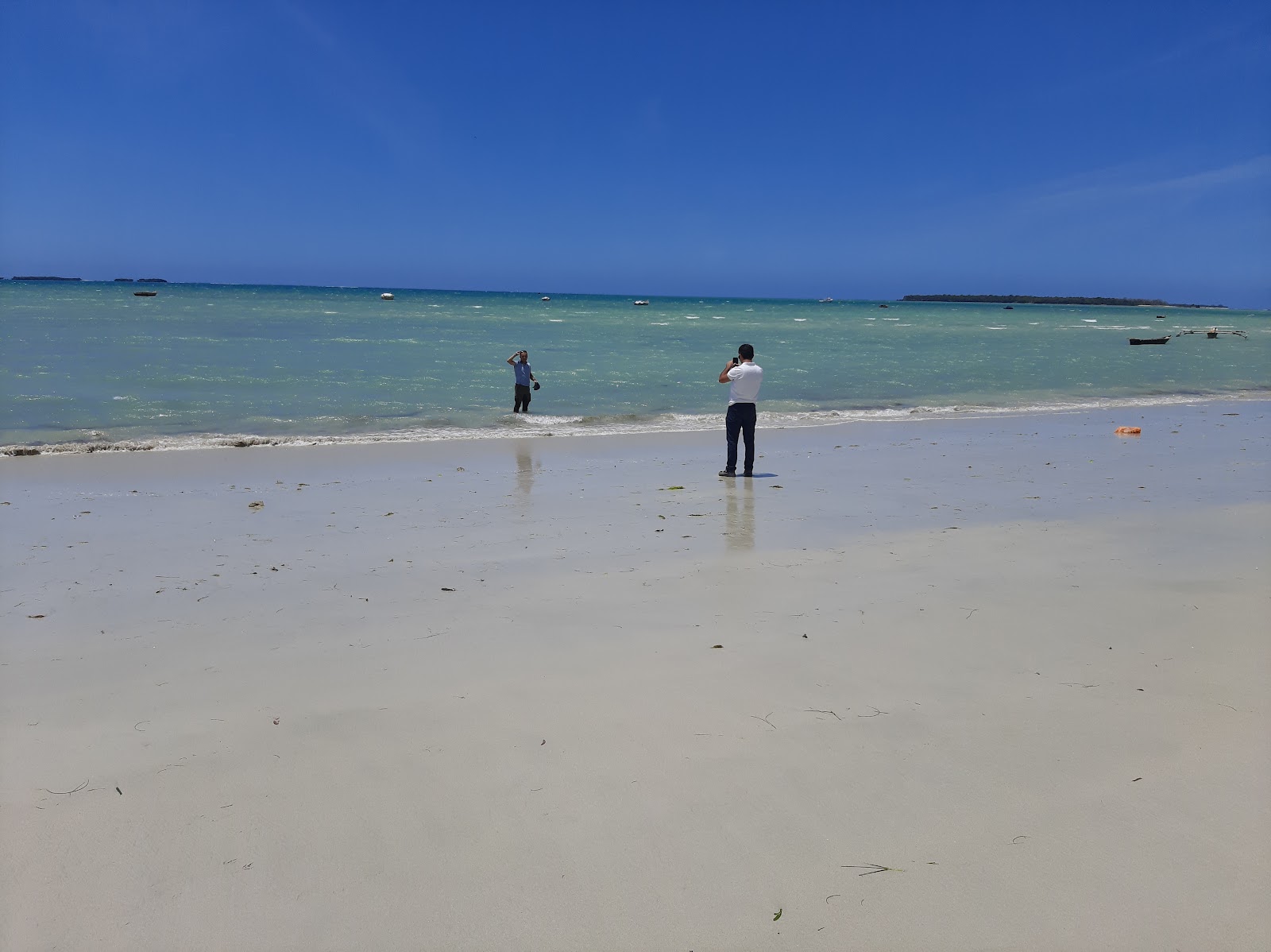 Bakhresa Beach'in fotoğrafı imkanlar alanı