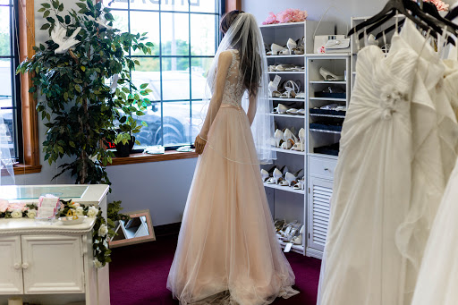 Bridal Shop «SGE Bridal Boutique», reviews and photos, 1020 N Hamilton Rd, Gahanna, OH 43230, USA