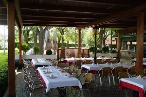 Restaurante El Canario image