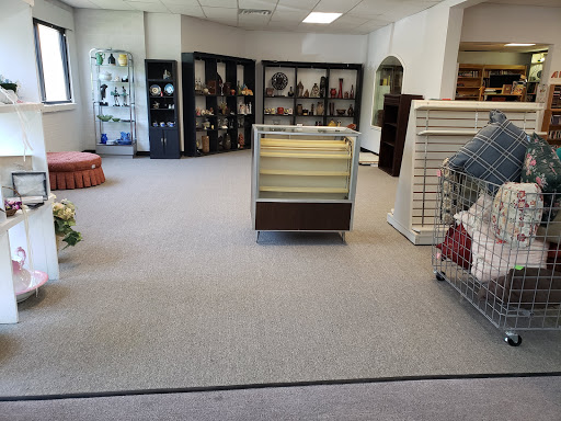 Thrift Store «Immacolata Manor Thrift Shop», reviews and photos, 931 Brown St, Liberty, MO 64068, USA