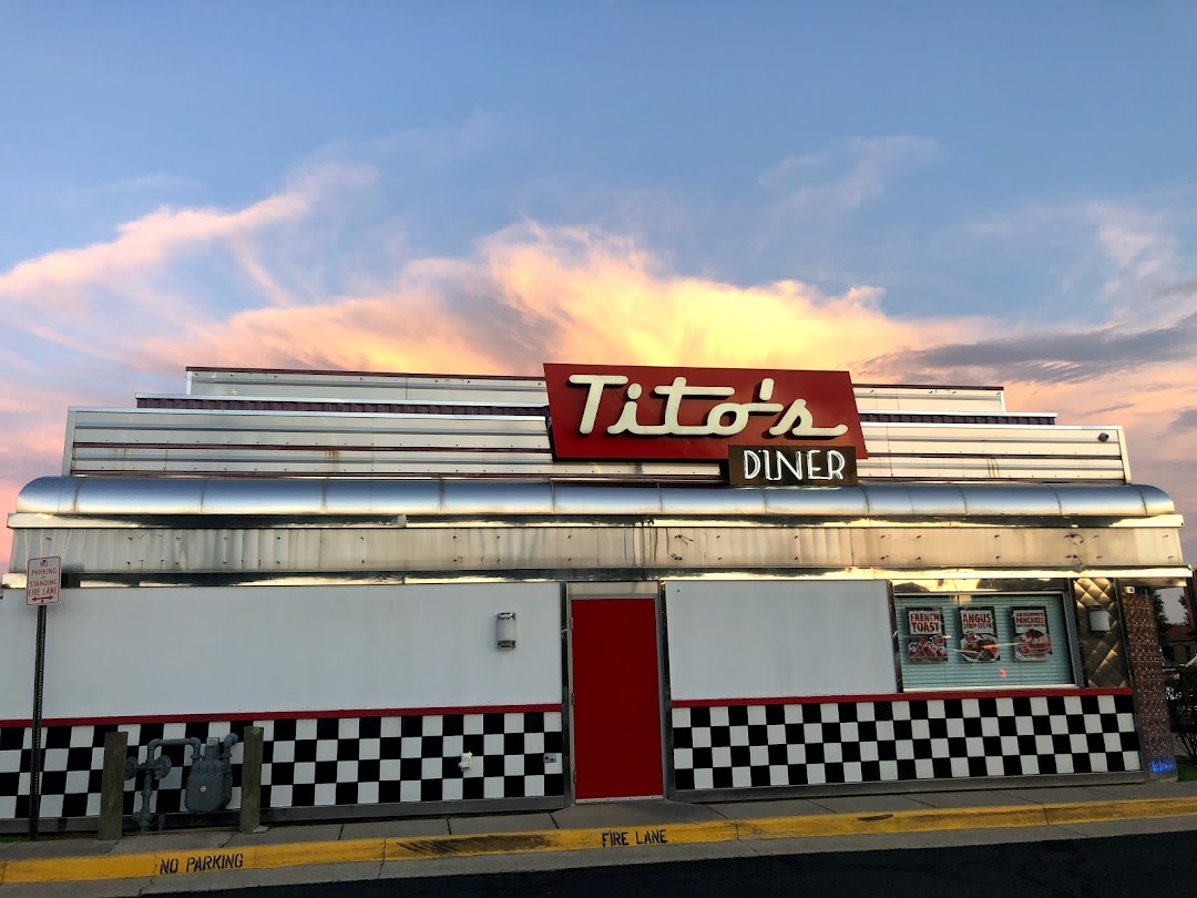 Titos Diner