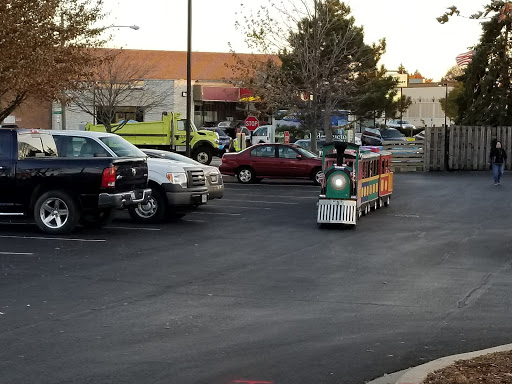 Water Park «Niles Prk District Oasis Waterpark», reviews and photos, 7877 N Milwaukee Ave, Niles, IL 60714, USA