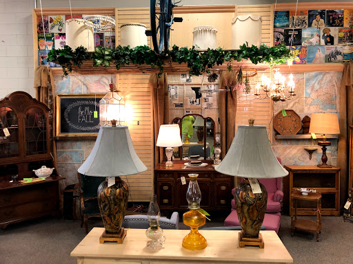 Thrift Store «Ditto Upscale Resale», reviews and photos, 571 E 8th St, Holland, MI 49423, USA