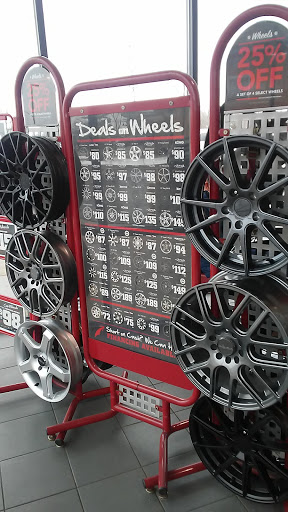 Tire Shop «Discount Tire Store - Algonquin, IL», reviews and photos, 2341 W Algonquin Rd, Algonquin, IL 60102, USA