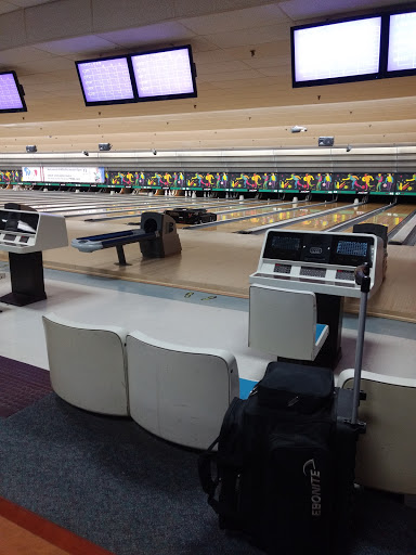 Bowling Alley «AMF Gates Lanes», reviews and photos, 645 Spencerport Rd, Rochester, NY 14606, USA