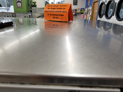 Laundromat «37th Street Coin Laundry», reviews and photos, 1856 37th St, Florence, OR 97439, USA