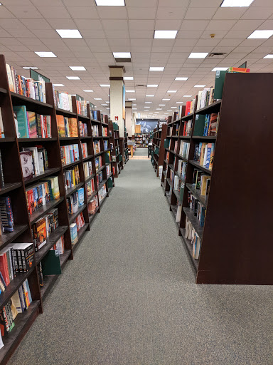 Book Store «Barnes & Noble», reviews and photos, 3454 Erie Blvd E, Syracuse, NY 13214, USA