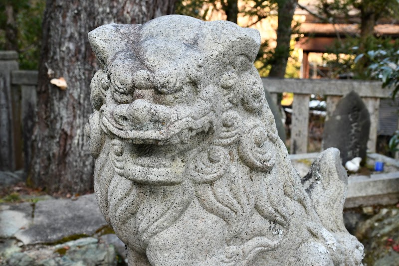 菖蒲谷池三嶋神社