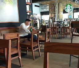 Starbucks Puerta Bajio photo