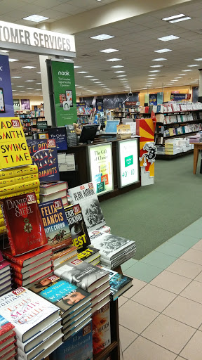 Book Store «Barnes & Noble Booksellers Moorestown», reviews and photos, 1311 Nixon Dr, Moorestown, NJ 08057, USA