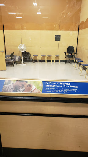 Pet Supply Store «PetSmart», reviews and photos, 1031 Beaver Creek Commons Dr, Apex, NC 27502, USA