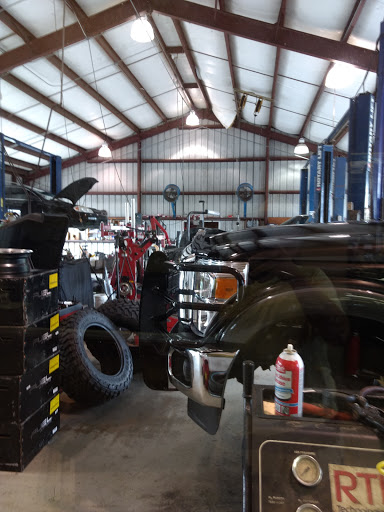 Tire Shop «Patton Tire», reviews and photos, 1370 N Scenic Hwy, Lake Wales, FL 33853, USA