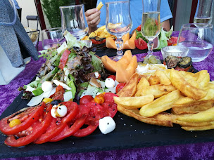 Photo n°18 de Restaurant Le Roquentin à Laroque-Timbaut ()