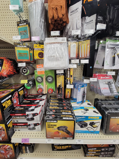 Hardware Store «Harbor Freight Tools», reviews and photos, 6000 Mahoning Ave STE 20, Austintown, OH 44515, USA