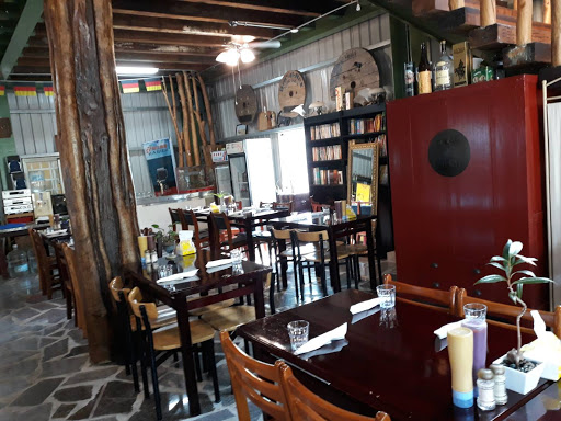 德意的店～德國貨櫃屋餐廳