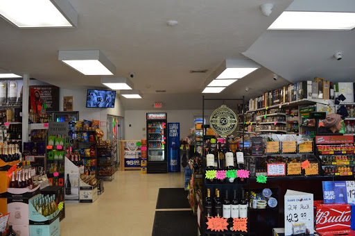 Beer Store «Bristol Liquors», reviews and photos, 670 East St, Mansfield, MA 02048, USA