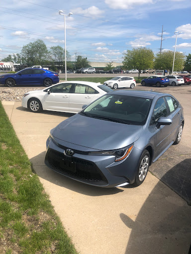 Toyota Dealer «Walker Toyota», reviews and photos, 8457 N Springboro Pike, Miamisburg, OH 45342, USA