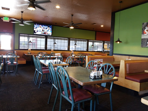 Pizza Restaurant «Round Table Pizza», reviews and photos, 1237 W Wood St, Willows, CA 95988, USA