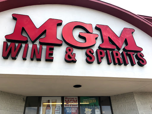 Liquor Store «MGM Liquor Warehouse», reviews and photos, 495 17th Ave N, Hopkins, MN 55305, USA