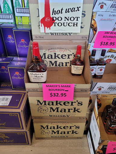 Liquor Store «Santiam Liquor Store», reviews and photos, 2530 Pacific Blvd SE, Albany, OR 97322, USA