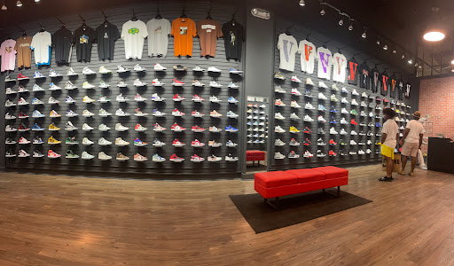 Shopping Mall «Potomac Mills», reviews and photos, 2700 Potomac Mills Cir, Woodbridge, VA 22192, USA