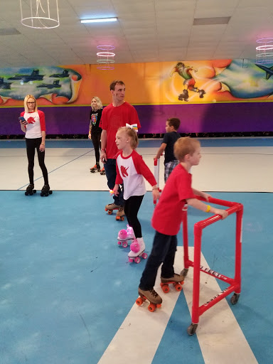 Roller Skating Rink «Dreamland Skate Center», reviews and photos, 2607 E Olive Rd, Pensacola, FL 32514, USA