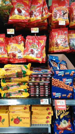 Supermarket «Walmart Neighborhood Market», reviews and photos, 2111 N Amidon Ave, Wichita, KS 67203, USA