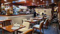 Atmosphère du Restaurant de fruits de mer Restaurant Le Lénigo à Le Croisic - n°3