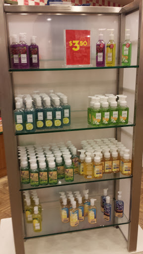 Shopping Mall «Stones River Mall», reviews and photos, 1720 Old Fort Pkwy, Murfreesboro, TN 37129, USA