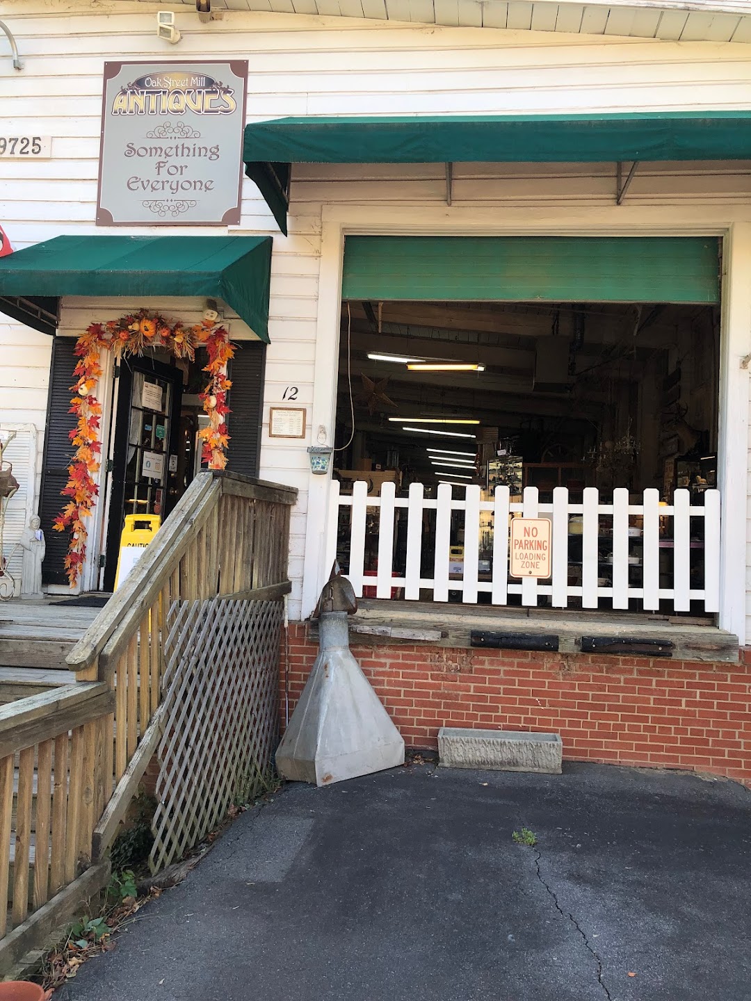 Oak Street Mill Antiques LLC