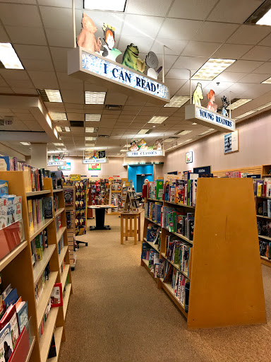 Book Store «Barnes & Noble», reviews and photos, 801 W 15th St E, Plano, TX 75075, USA