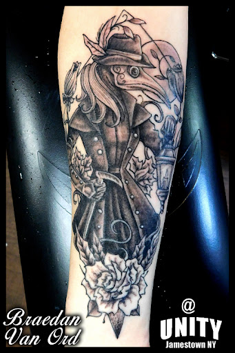 Explore kneecap tattoo ideas, creative tattoo ideas in Jamestown, available at UNITY Tattoo & Art Studio