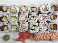 Sushi du Restaurant de cuisine fusion asiatique SUSHI FLEUR à Paris - n°9