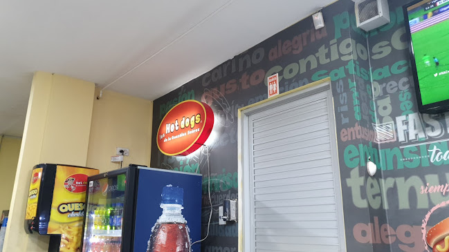 Opiniones de Hot Dots De La Gonzales Suares en Riobamba - Restaurante
