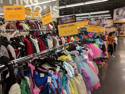 Thrift Store «Federal Way Goodwill», reviews and photos