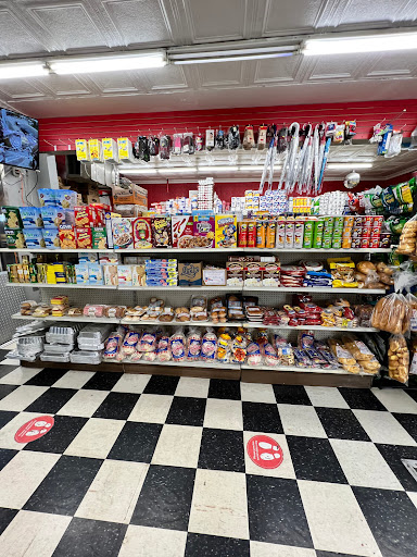Grocery Store «Roslindale Market», reviews and photos, 4140 Washington St, Roslindale, MA 02131, USA